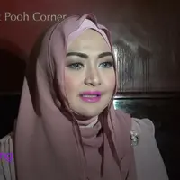 Dua tahun sudah Edies Adelia menjalani puasa terpisah dari suami yang masih mendekam di dalam bui.