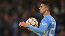Joao Cancelo. Bek kanan Portugal berusia 27 tahun ini hanya bermain satu musim bersama Juventus pada 2018/2019. Akibat ketidakcocokan taktik permainan, Ia pun hijrah ke Mancehester City sejak 2019/2020. Hingga kini ia menjelma menjadi salah satu bek kanan terbaik di dunia. (AFP/Paul Ellis)