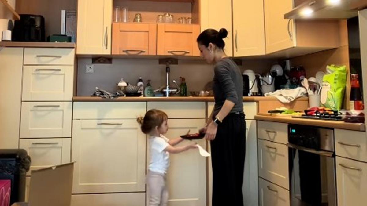 7 Potret Apartemen Jennifer Coppen di Belanda, Minimalis Bernuansa Hangat