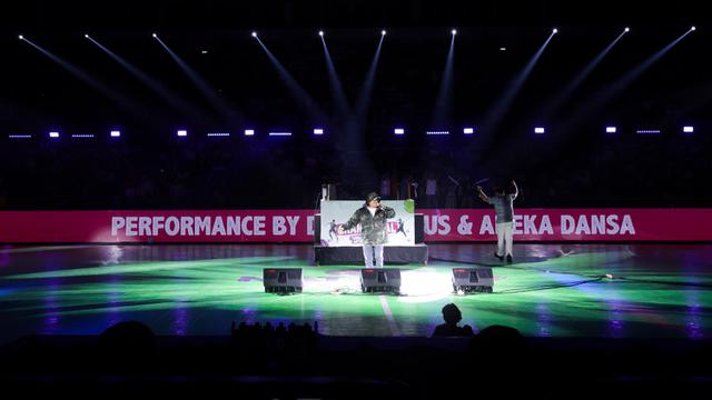 Foto: Kemeriahan Grand Final AXIS Nation Cup 2024, Iwa K, El Rumi Hingga The Changcuters Sukses Guncang Indonesia Arena