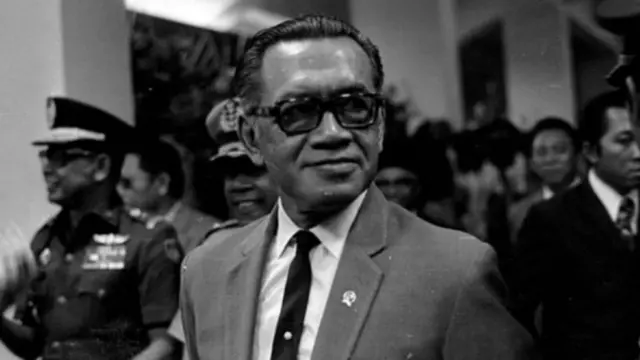 Sri Sultan Hamengkubuwono IX (sumber: pramukadiy.or.id)