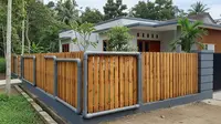 9 Model Pagar Rumah Kombinasi Pipa PVC dan Kayu, Estetik dan Ekonomis
