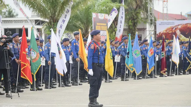 Aksi Seru Petugas Damkar dari 43 Daerah Unjuk Skill di Bontang