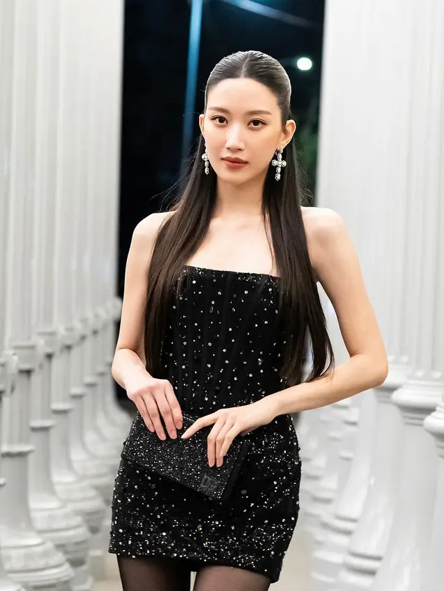 8 Gaya Mewah Seleb Hadiri LACMA Art + Film Gala 2024, Kim Kardashian, Emily Ratajkowski, hingga Mun Ka Youngf