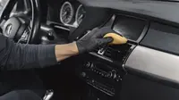 How to Get Smoke Smell Out of Car and Tips to Prevent It from Happening Again