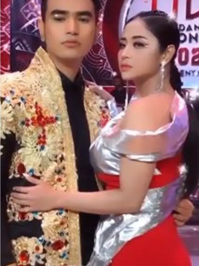 6 Momen Kedekatan Hari LIDA dengan Dewi Perssik, Disebut Adik