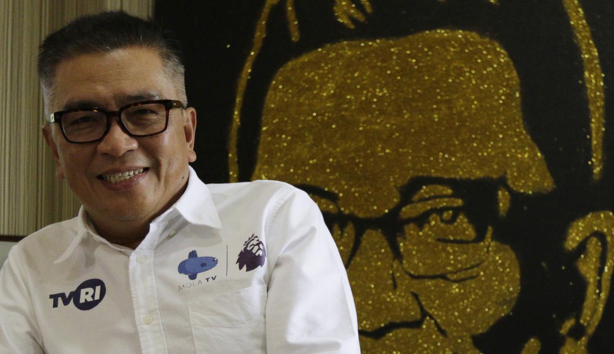 Dirut TVRI, Helmi Yahya, saat ditemui di Kantor TVRI, Senayan, Jakarta, Rabu (31/7). TVRI secara resmi akan menjadi official broadcaster partner untuk penayangan Liga Inggris musim depan.(Bola.com/M iqbal Ichsan)