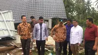 Mendikbud Muhadjir Effendy mengunjungi sekolah-sekolah terdampak gempa Aceh.