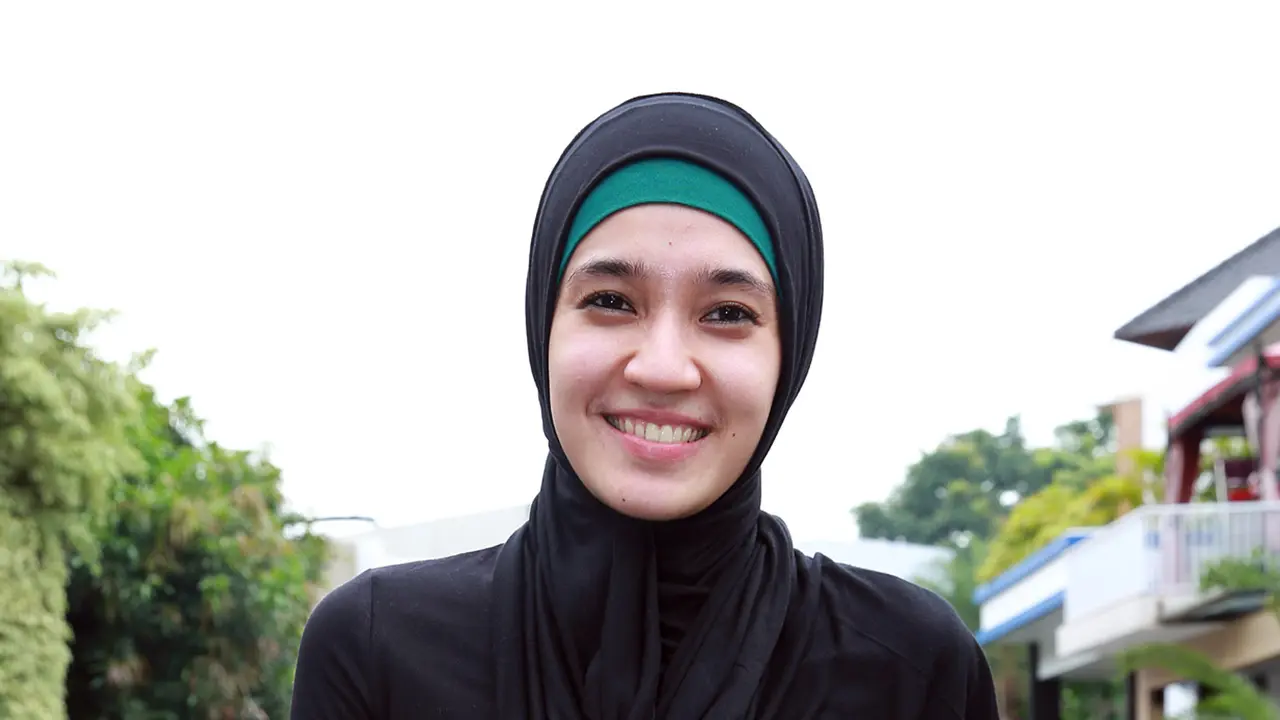 [Bintang] Dhini Aminarti