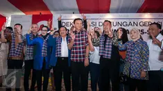 Basuki Tjahaja Purnama atau Ahok menghadiri deklarasi dukungan dari Gerakan Relawan Agus Harimurti Yudhoyono dan Sylviana Murni (Gerasi) dalam putaran kedua Pilgub DKI di Jalan Talang, Menteng, Jakarta Pusat, Senin (13/3). (Liputan6.com/Gempur M Surya)