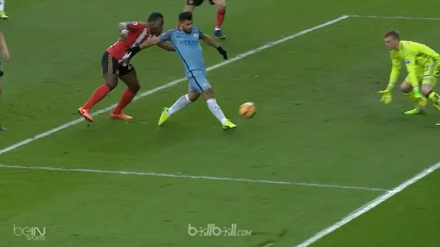 Berita video Manchester City menang dan Sergio Aguero cetak gol setelah Raheem Sterling lakukan nutmeg. This video presented by BallBall.