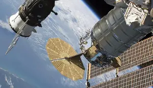 Bikin Takjub, Astronaut ESA Pamer Yoga di Ruang Angkasa