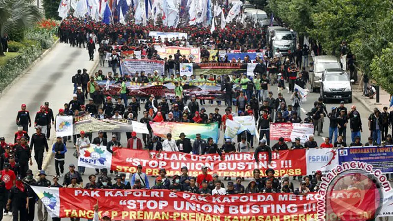 Tuntutuan Hari Buruh Internasional (May Day)