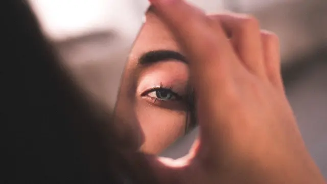 Arti Mimpi Melihat Diri Sendiri yang Mendatangkan Musibah