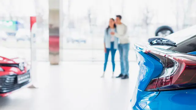 Ilustrasi membeli mobil baru, showroom mobil