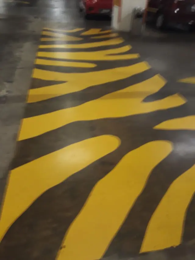 10 Potret Desain Zebra Cross Paling Unik di Dunia, Idenya Benarbenar