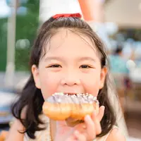 (c) Shutterstock