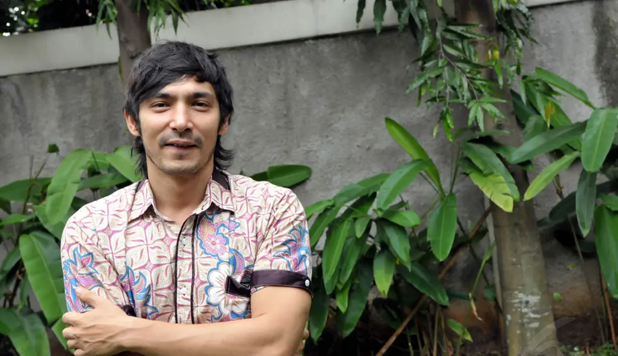 Abimana Aryasatya saat ditemui di kantor Falcon Pictures, Jakarta, Senin (18/8/14). (Liputan6.com/Panji Diksana)