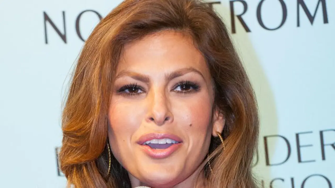 [Bintang] Eva Mendes