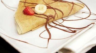 Resep Menu Buka Puasa Crepes Krispi Cokelat Teflon