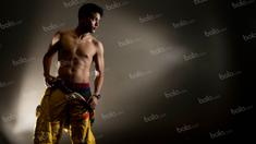 Pebalap Indonesia, Philo Paz Armand, melakukan sesi pemotretan di Kantor Redaksi Bola.com, Jakarta, Kamis (14/4/2016). Berikut foto-foto eksklusif Philo Paz Armand. (Bola.com/Vitalis Yogi Trisna)