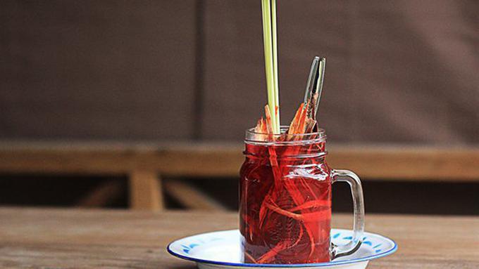 Resep Takjil Manis dan Hangat: Wedang Uwuh Khas Yogyakarta ...