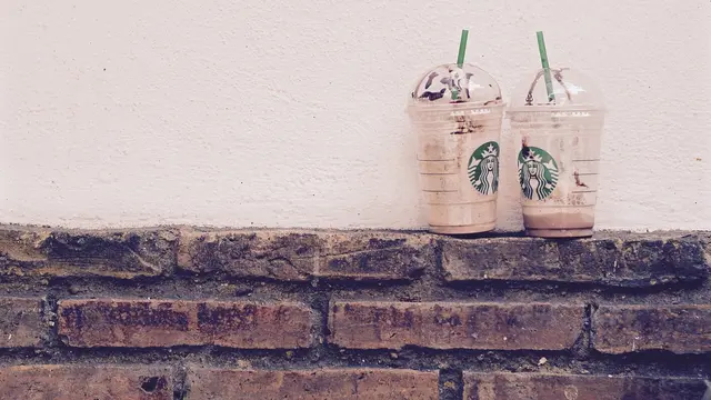 Ilustrasi Starbucks