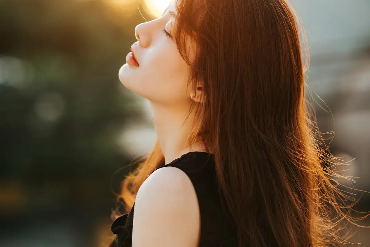 cantik sedih