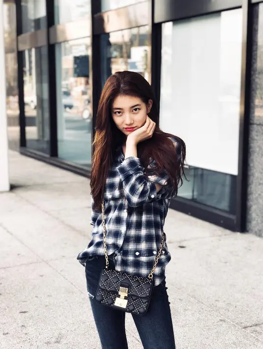 Pada 2017, mantan kekasih Lee Min Hoo ini pernah menyumbang sejumlah untuk orang yang membutuhkan. Menurut sebuah laporan, ia menyumbang sejumlah Rp 186 juta. (Foto: instagram.com/skuukzky)