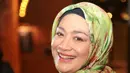 Saat hadir dalam konferensi pers film Surga di Telapak Kaki Ibu di Grand Indonesia, Jakarta Pusat, Senin (21/11/2016) Hughes terlihat lebih kurus dan mengenakan hijab. (Adrian Putra/Bintang.com)