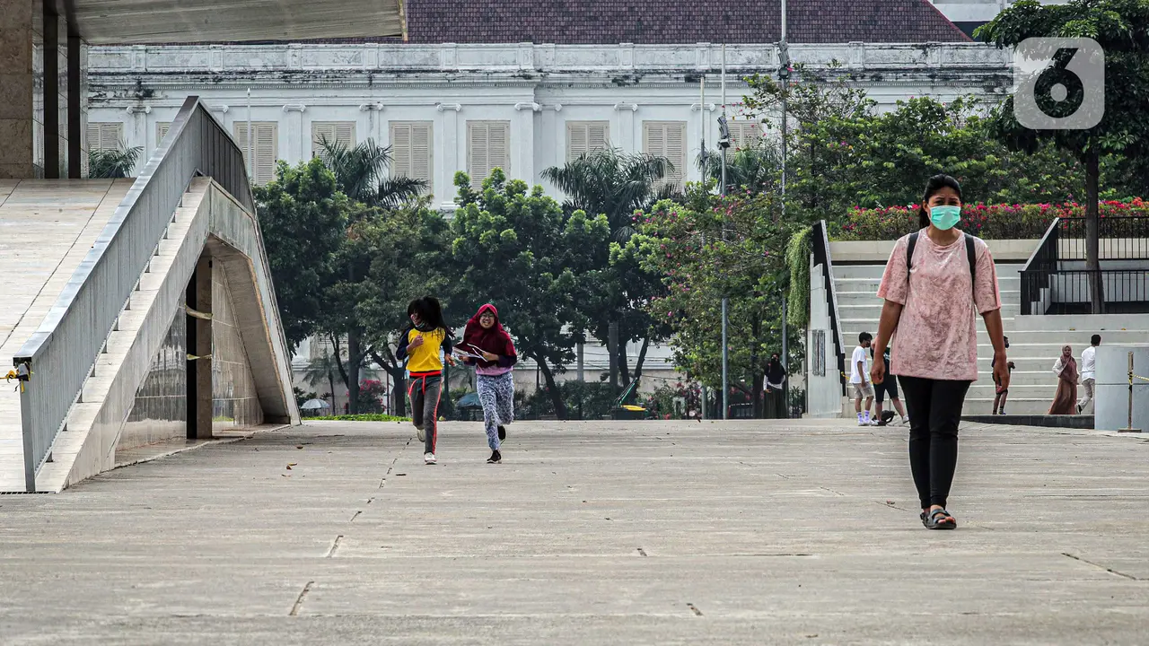 FOTO: Taman Lapangan Banteng Kembali Dibuka