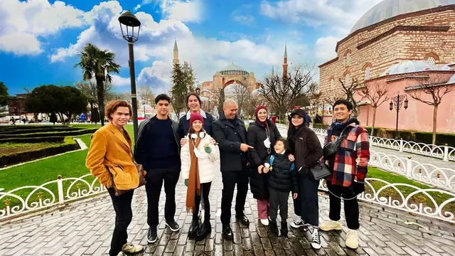 6 Momen Seru Liburan Al, El, Dul, Bareng Ahmad Dhani dan Mulan Jameela di Turki