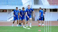 Adrian Purzycki, Gelandang PSIM Yogyakarta asal Polandia. (Dok. ileague.id)