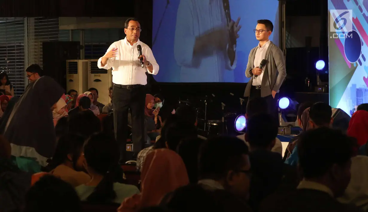 Menhub Budi Karya Sumadi saat menjadi pembicar pada acara Emtek Goes to Campus (EGTC) 2017 di Universitas Gadjah Mada, Yogyakarta, Selasa (31/10). (Liputan6.com/Helmi Afandi)