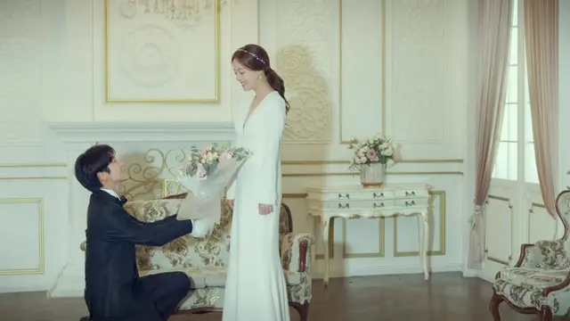 8 Inspirasi Wedding Dress Minimalis Romantis dari Drama Korea (2)