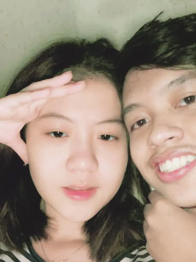 6 Editan Foto Pria Bareng Selebgram Gaming Ini Halu Banget, Kocak