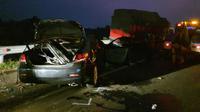 Kecelakaan maut di Tol Pemalang-Batang menewaskan pebulutangkis Syabda Perkasa Belawa. (Foto: Liputan6.com/Polres Pemalang)