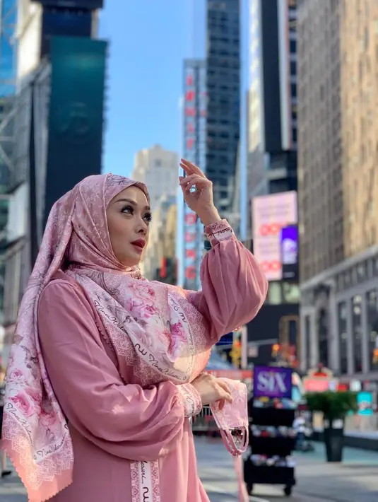 Terry Putri (Instagram/terryputri)