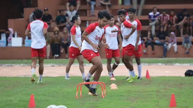 PSM Makassar Latihan