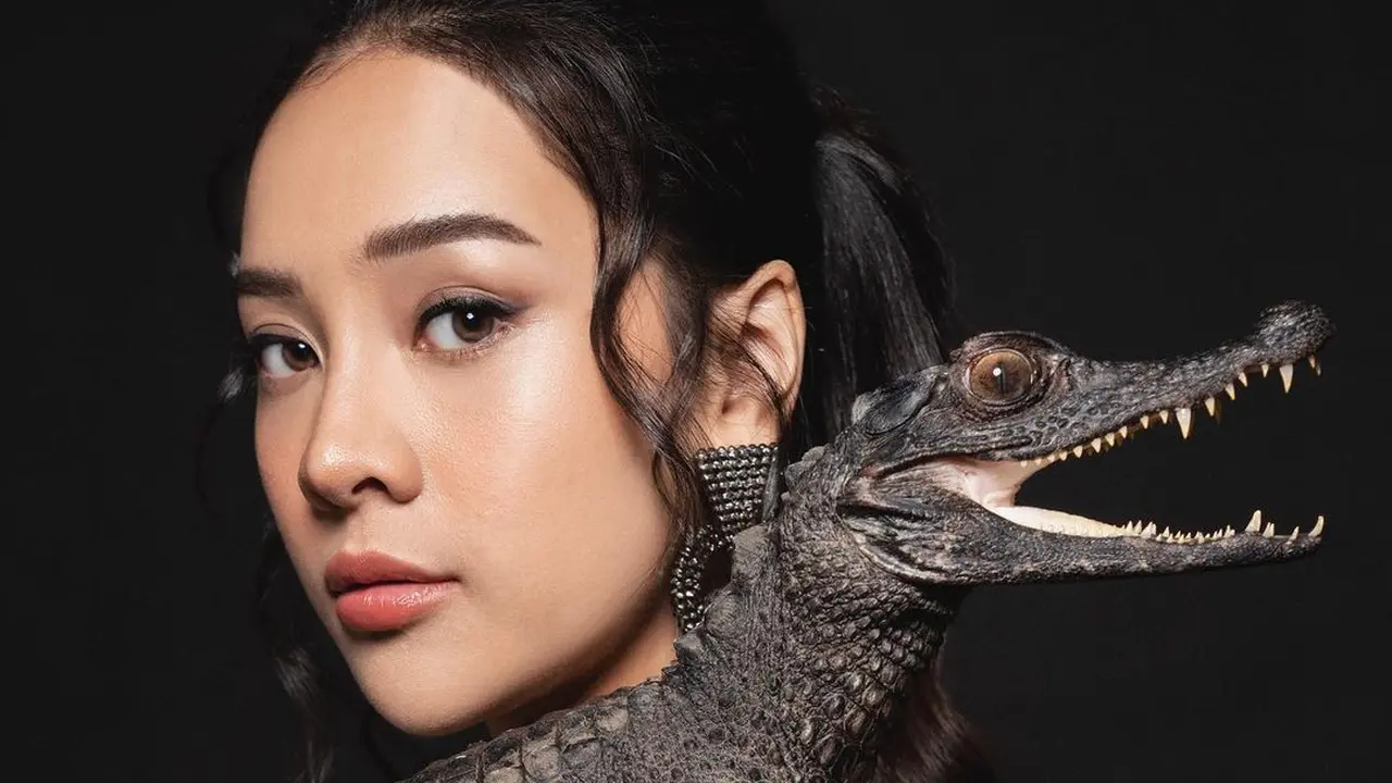 Anya Geraldine