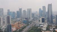 Deretan gedung bertingkat di kawasan Jakarta, Senin (7/11). Badan Pusat Statistik (BPS) melaporkan pertumbuhan ekonomi nasional pada kuartal III 2016 mencapai 5,02 persen (year on year). (Liputan6.com/Angga Yuniar)