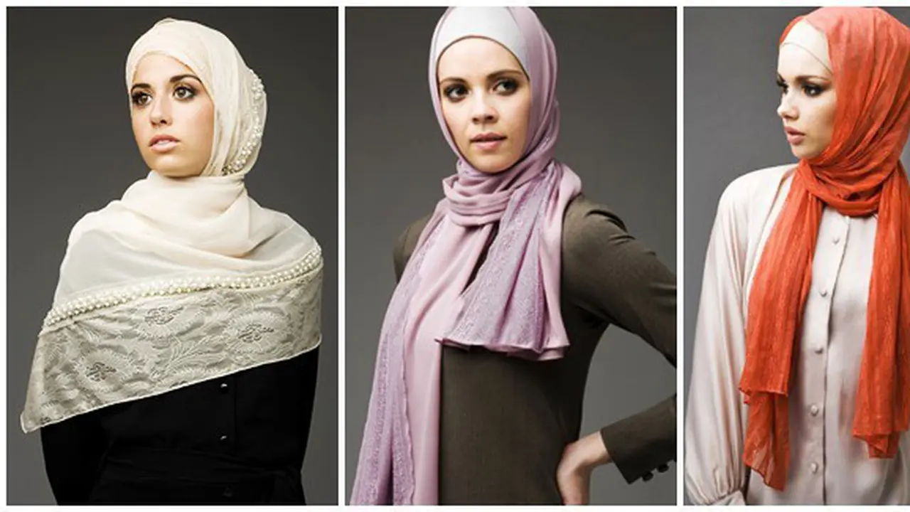 (c) HijabHouse.com