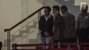 Putra Setya Novanto, Rheza Herwindo usai menjalani pemeriksaan di gedung KPK, Jakarta, Jum'at (22/12). PT Quadra Solution merupakan salah satu perusahaan yang tergabung dalam konsorsium proyek e-KTP. (Liputan6.com/Faizal Fanani)