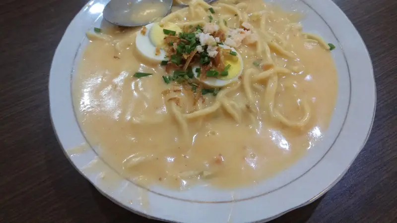 Lezatnya Spageti Kuah Makanan Khas Palembang