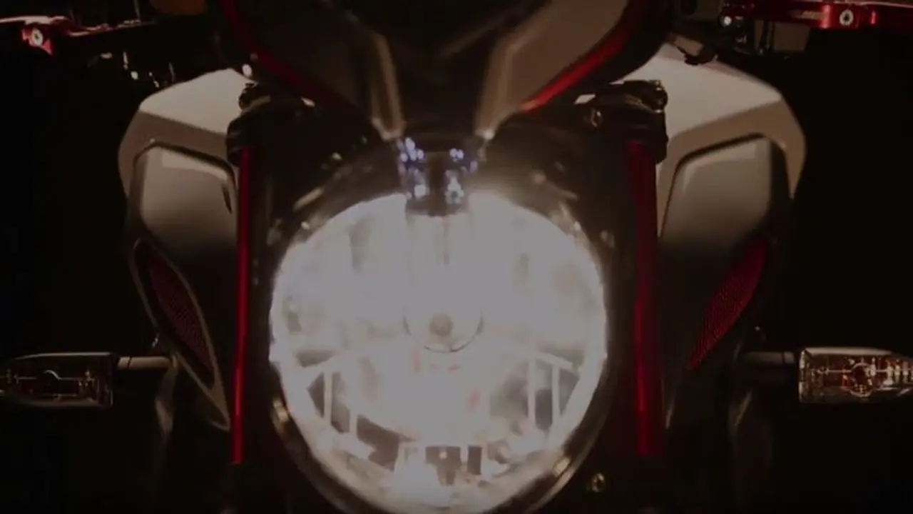 Edisi Spesial MV Agusta Dragster RR Garapan Hamilton Siap Diburu