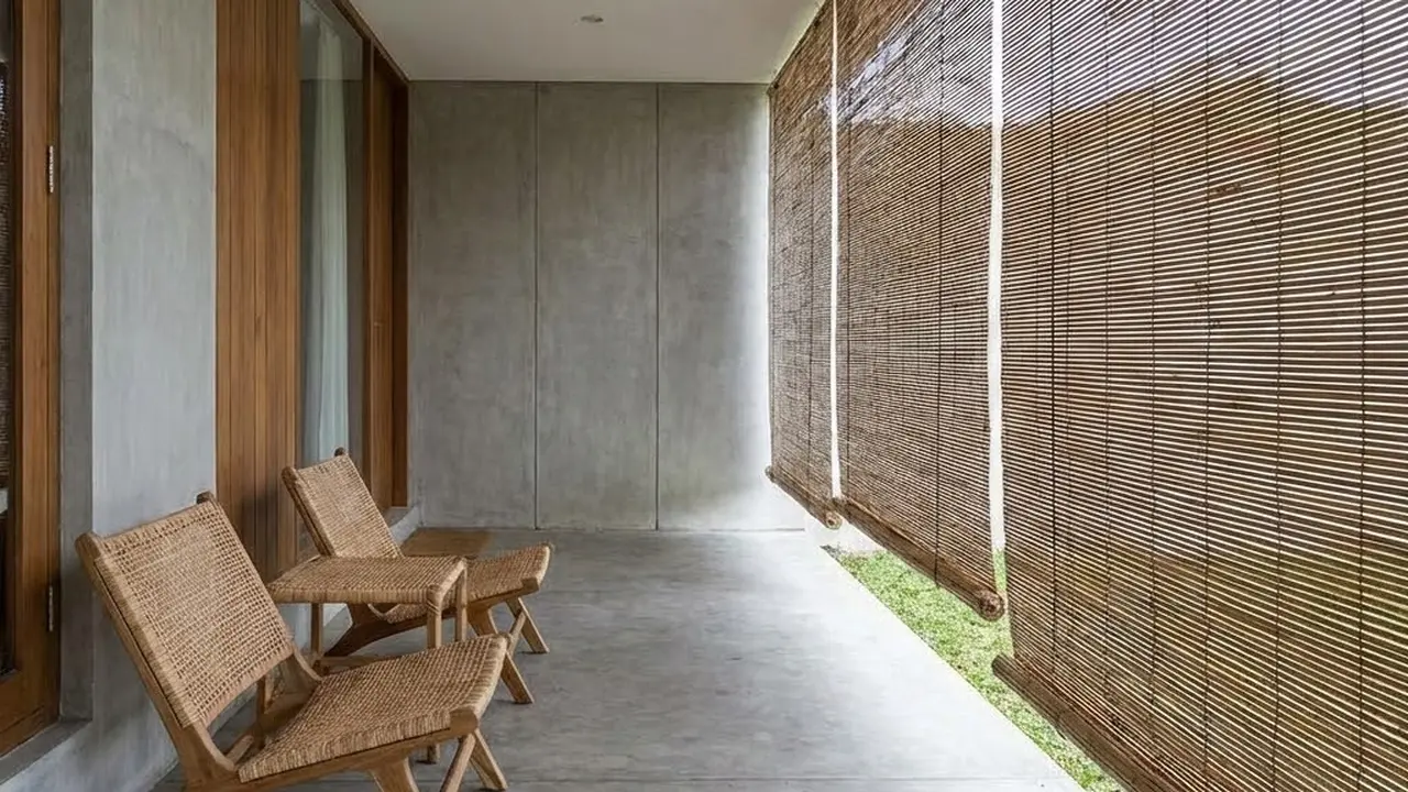 Teras dengan Blind atau Tirai Outdoor (Gemini AI)