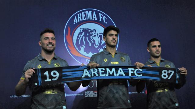 Jonathan Bauman, Elias Alderete, Matias Malvino, Arema FC