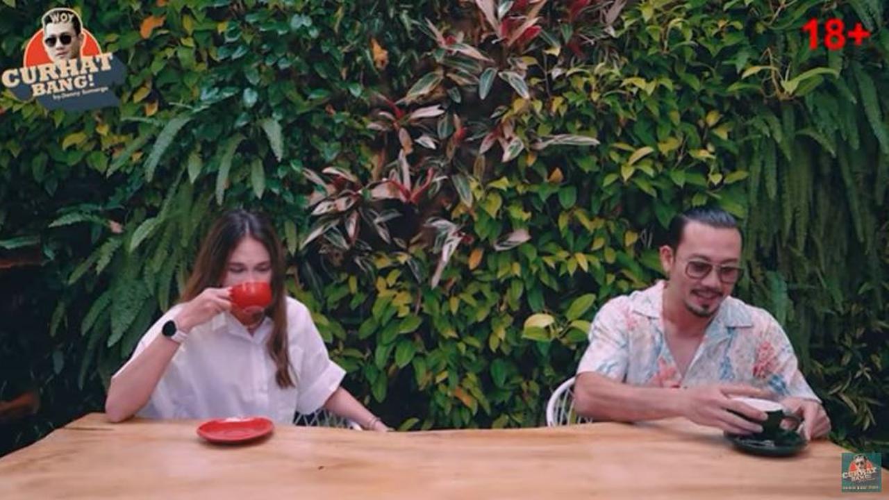 Denny Sumargo - Luna Maya (Foto: YouTube)