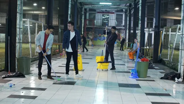 [Bintang] Siapa Takut Jatuh Cinta