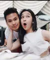 Makin lengket mungkin kata yang tepat untuk menggambarkan pasangan muda yang satu ini Fero Walandouw - Pricilla Blink. (Via Onstagram/@agthpricilla)